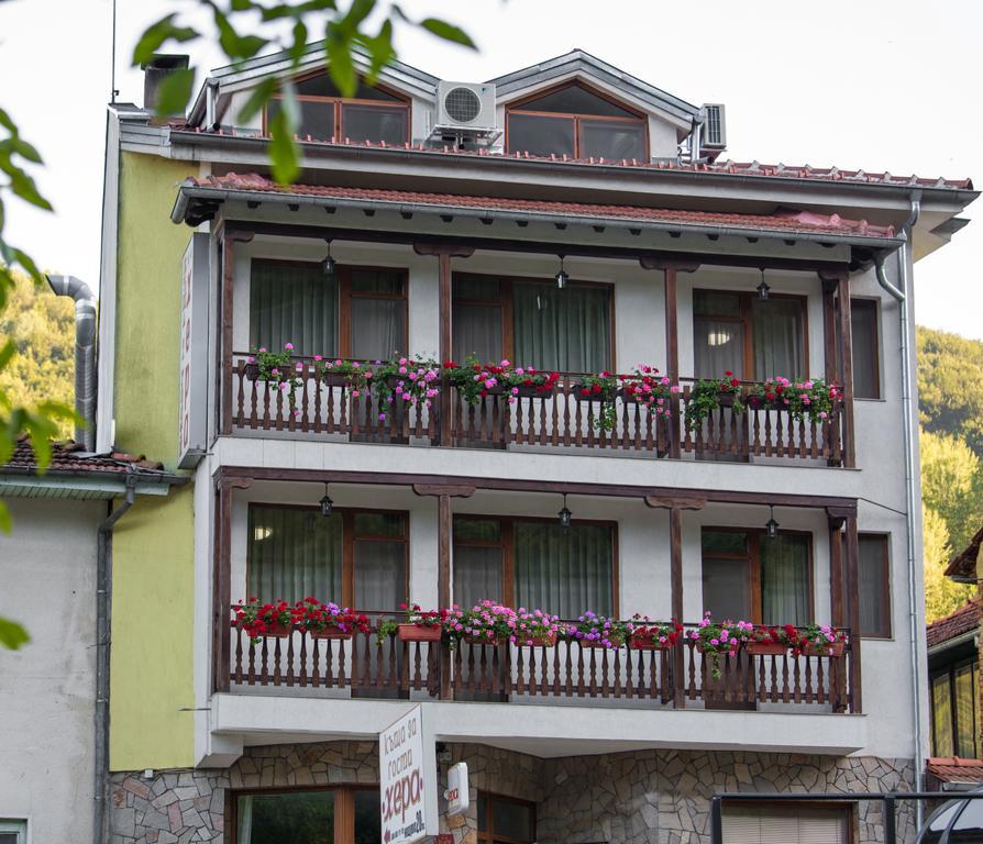 Hera Guest House Čiflik Exteriér fotografie