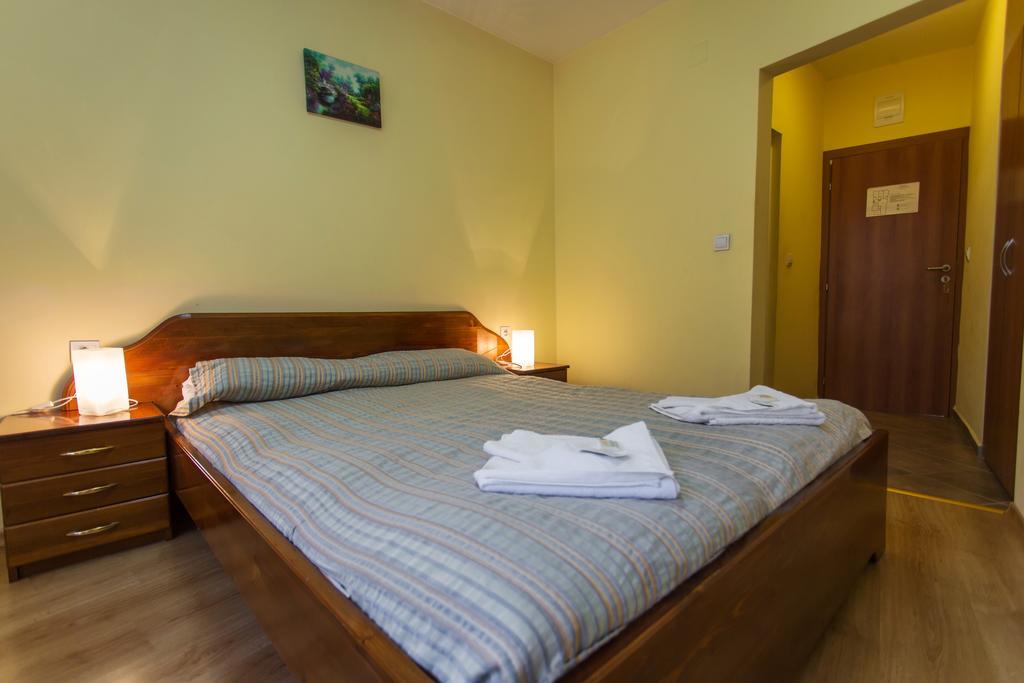 Hera Guest House Čiflik Exteriér fotografie